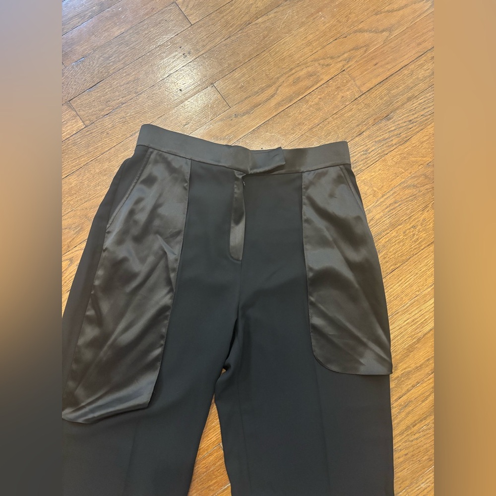 GIZIA: BLACK PANTS WITH SIDE POCKET DETAIL (UNWORN) - Picture 8 of 11
